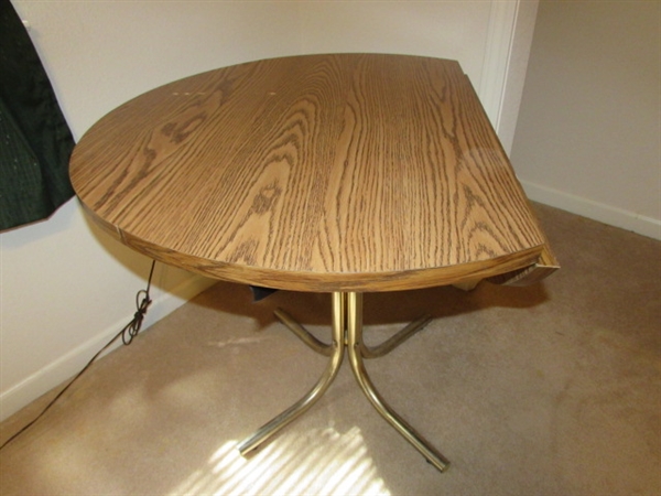 SMALL DINING TABLE WITH DROP SIDES