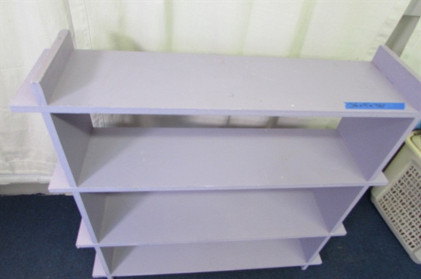 Shelf Unit with 4 Shelves