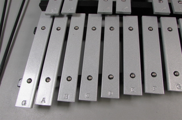 30 Note Glockenspiel Xylophone Wooden Frame Percussion Musical Instrument