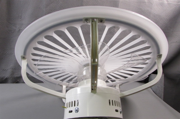 LCiWZ 18.5In ceiling fan with light, Enclosed thin fan light, Hidden Electric Fan Light with RGB Ambient Light