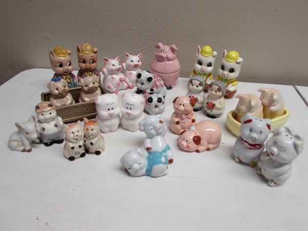 LARGE COLLECTION OF PIGGY SALT & PEPPER SHAKERS