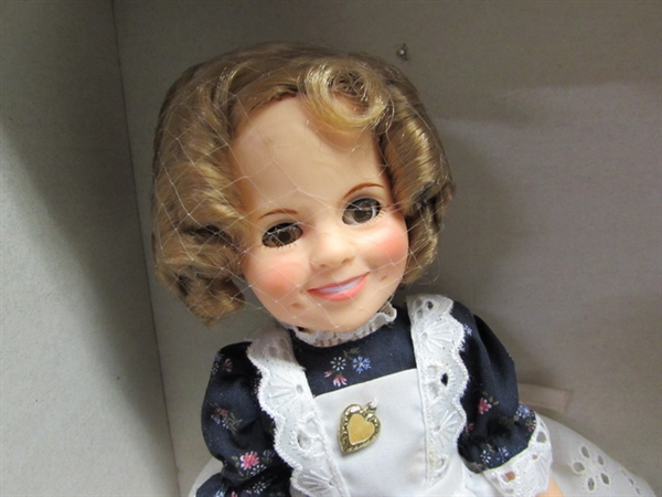 VINTAGE 'IDEAL' SHIRLEY TEMPLE DOLL IN ORIGINAL BOX