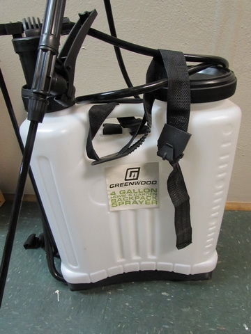 GREENWOOD 4-GALLON BACKPACK SPRAYER