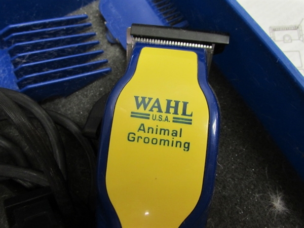WAHL ANIMAL CLIPPERS WITH ACCESSORIES