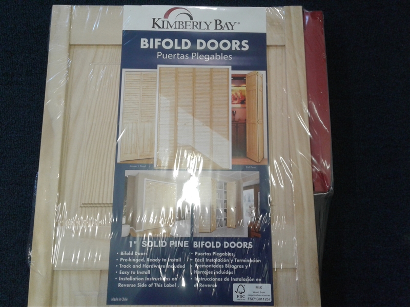 Kimberly Bay Bifold Door