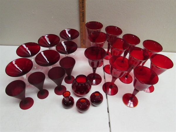 ELEGANT RED GLASSWARE