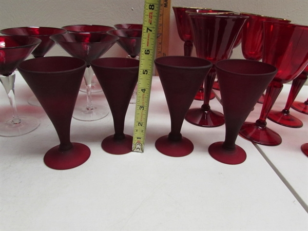 ELEGANT RED GLASSWARE