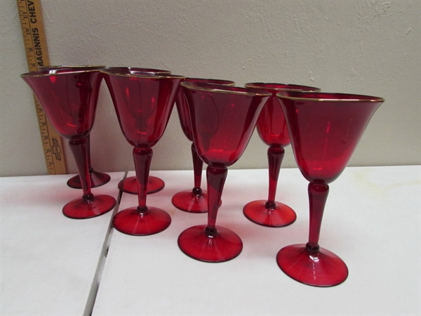 ELEGANT RED GLASSWARE