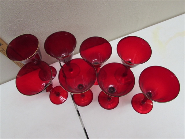 ELEGANT RED GLASSWARE