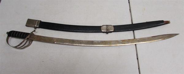 VINTAGE DECORATIVE INDIA SWORD