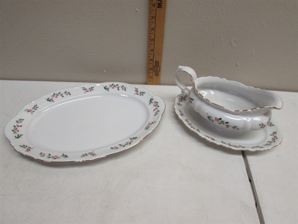 GERMAN CROWN BAVARIA FINE CHINA SET