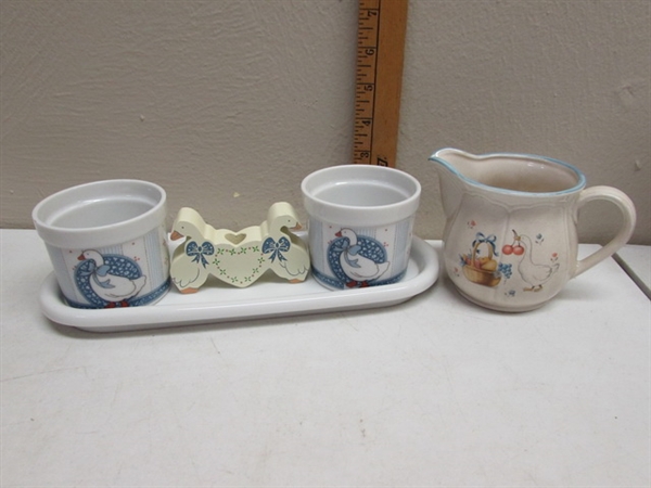 BLUE & WHITE GOOSE THEMED KITCHENWARE