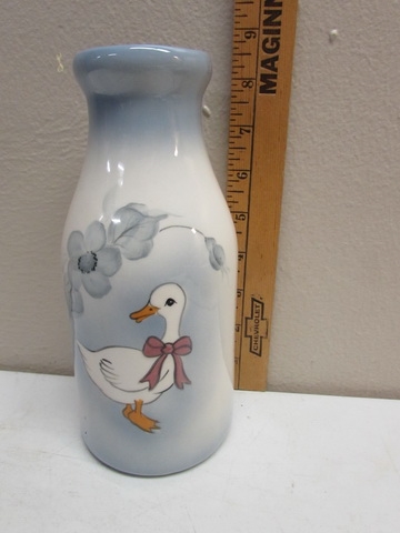 BLUE & WHITE GOOSE THEMED KITCHENWARE