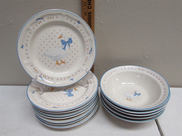 BLUE & WHITE GOOSE THEMED KITCHENWARE