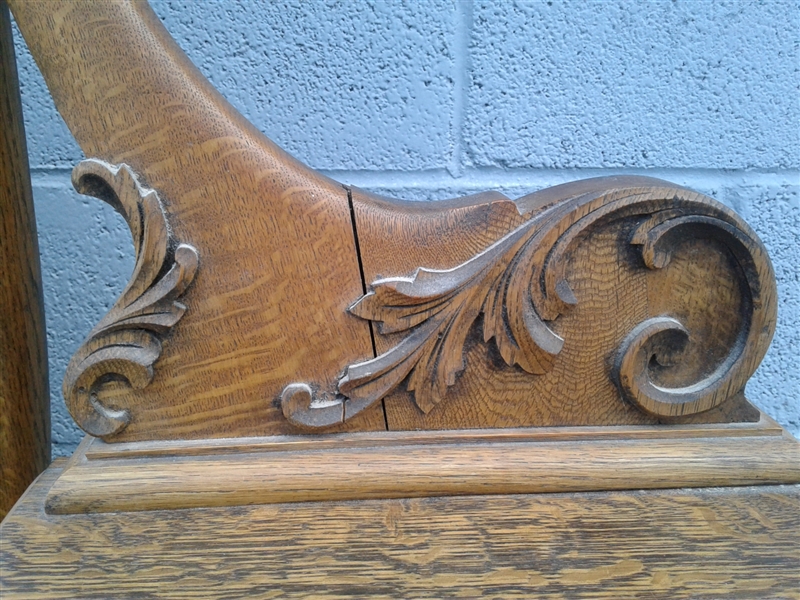 Antique Oak Vanity w/Mirror