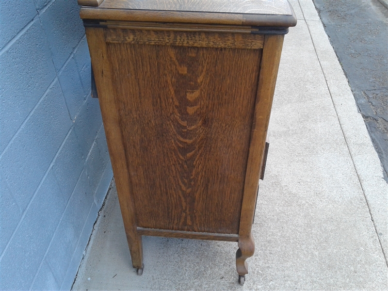 Antique Oak Vanity w/Mirror