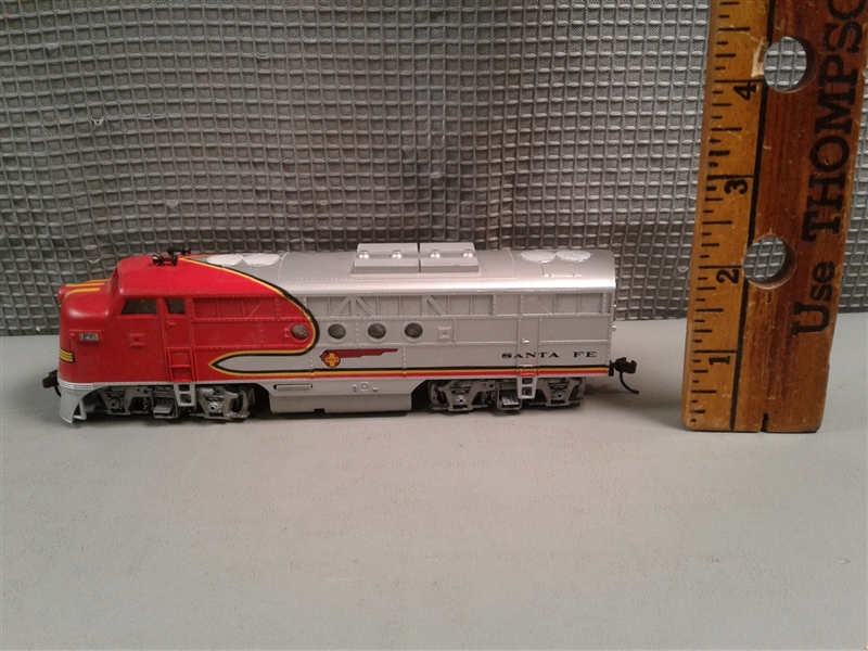 Santa Fe Flyer Train Set