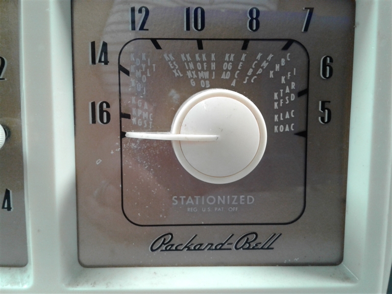 Vintage Packard-Bell Model 532 Radio & Zenith Clock Radio