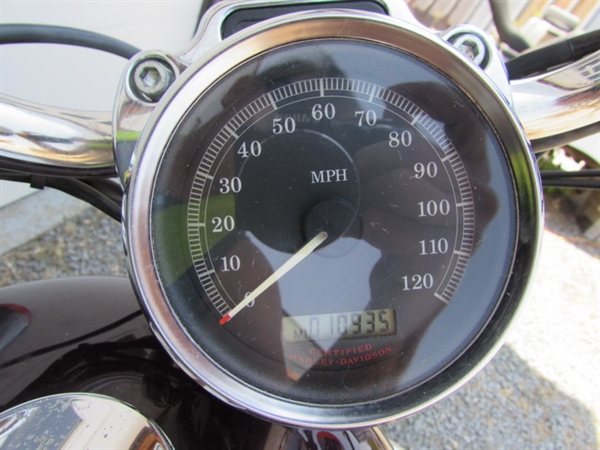 2005 HARLEY DAVIDSON 883 SPORTSTER MOTORCYCLE