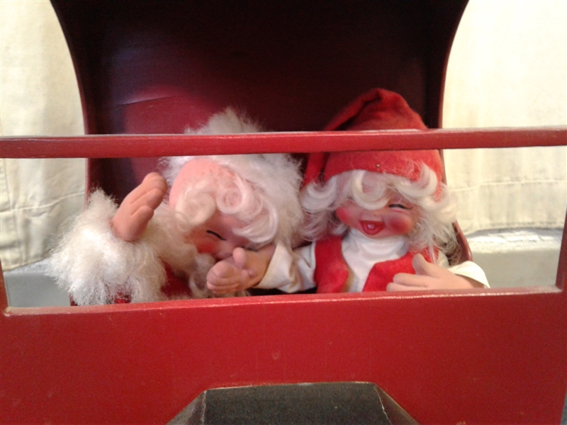 Jack In The Box Buggy With Santa and Mrs.Claus 