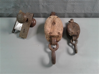 Two Pulleys and Door Knobs 
