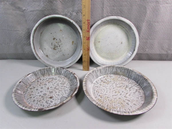 Vintage Gray Graniteware Enamel Bakeware