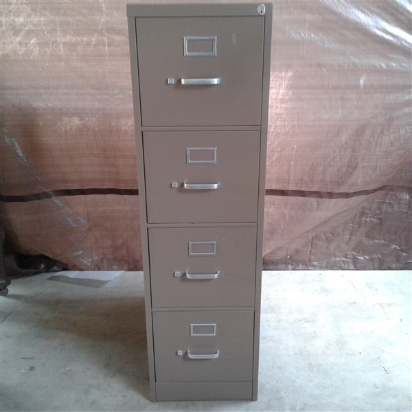 4 DRAWER FILE CABINET 