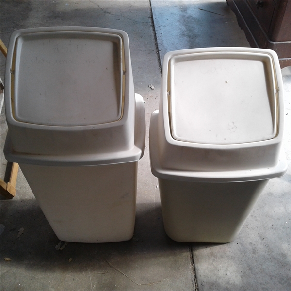 Pair of Rubbermaid 13 Gal Flip Top Garbage Cans