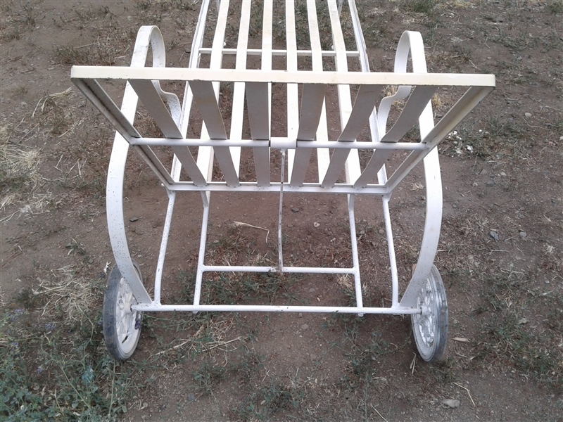 Vintage Metal Lounge Chair