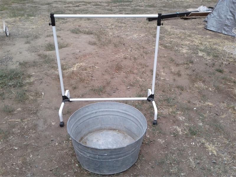 Galvanized Bucket and Adjustable Rack