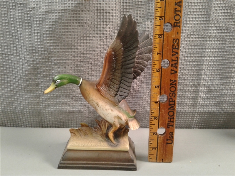 Metal Ship Music Box, Bird Decor, Desk Lamp, Etc