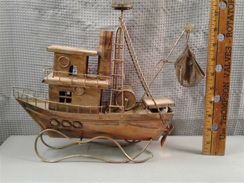 Metal Ship Music Box, Bird Decor, Desk Lamp, Etc