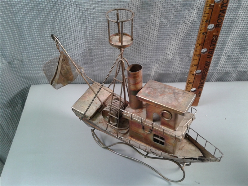 Metal Ship Music Box, Bird Decor, Desk Lamp, Etc