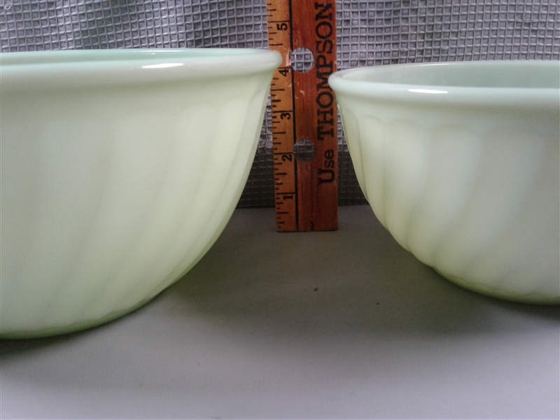 Vintage Jadeite Swirl Mixing Bowls