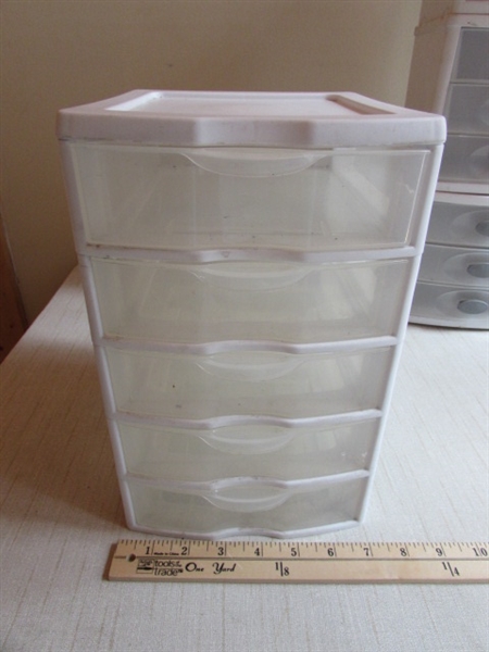 ASSORTED SMALL PLASTIC STORAGE DRAWERS
