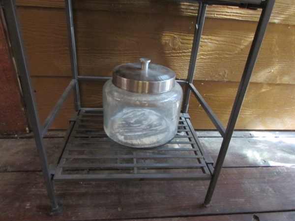 FOLDING METAL SHELF UNIT WITH ASSORTED GLASS STORAGE JARS
