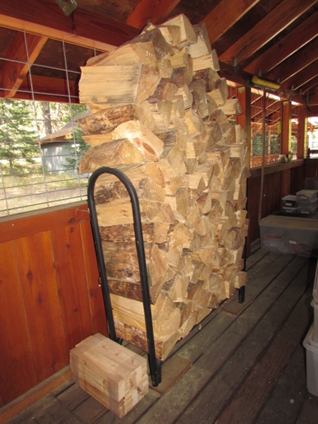 SMALL FIREWOOD HOLDER WITH FIREWOOD & BUNDLE OF KINDLING