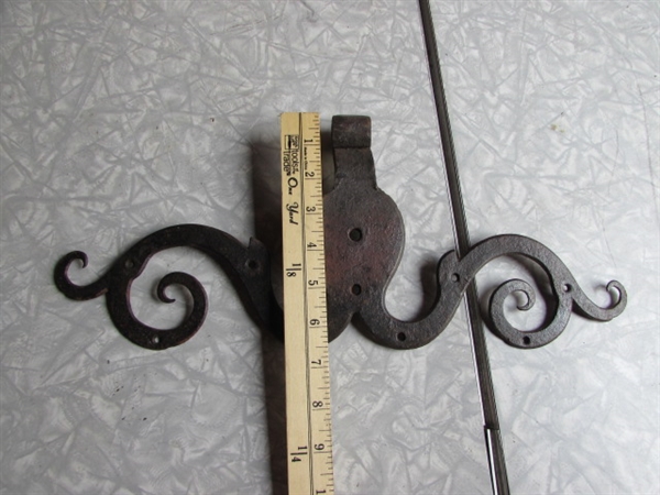 PAIR OF DECORATIVE WROUGHT PIECES
