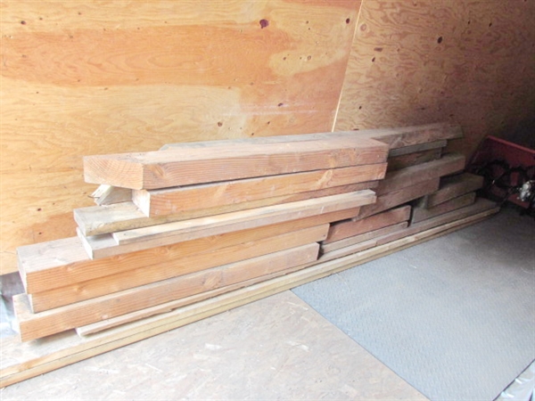 LARGE PIECES OF SCRAP LUMBER & 12' 2x6 BOARDS