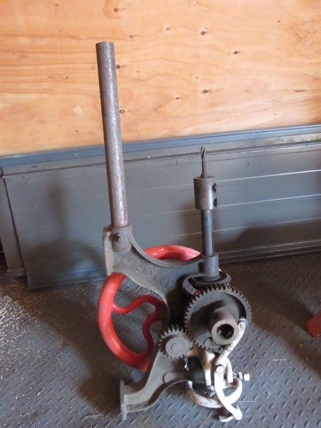 CHAMPION BLOWER & FORGE WALL/TABLE MOUNT DRILL PRESS