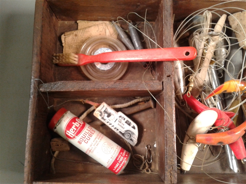 Vintage Tackle Box With Tackle 