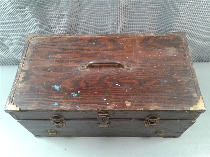 Vintage Tackle Box With Tackle 