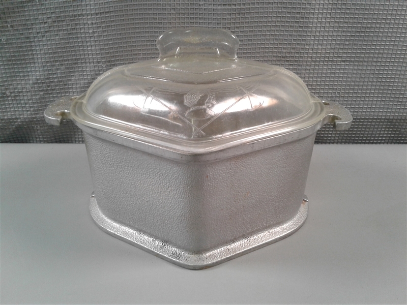 Vintage 1930's Guardian Service Hammered Aluminum Triangle Casserole With Glass Lid