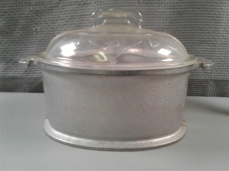 Vintage 1930's Guardian Service Hammered Aluminum Triangle Casserole With Glass Lid