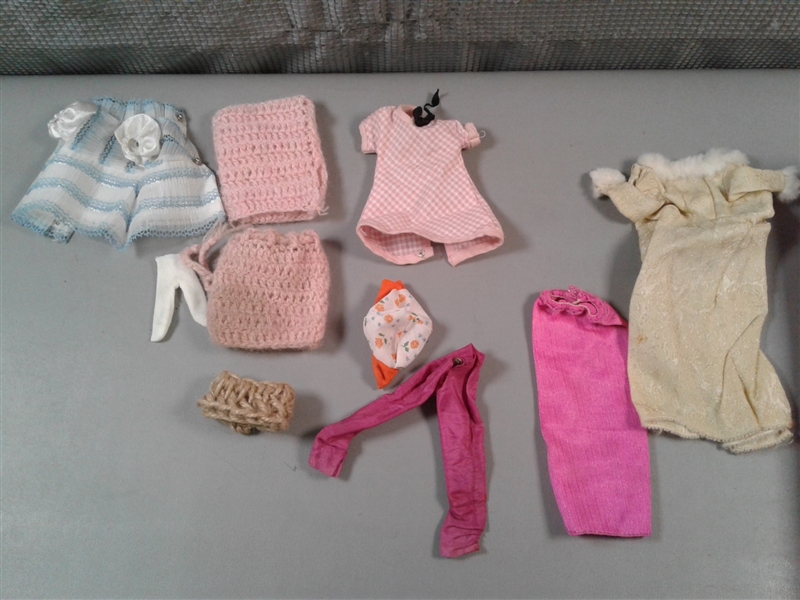 Barbie Dolls With Clothes and Carrying Case 