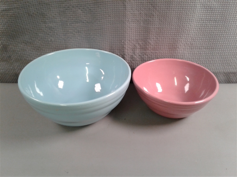 Vintage Montgomery Ward Pink and Blue Nesting Bowls