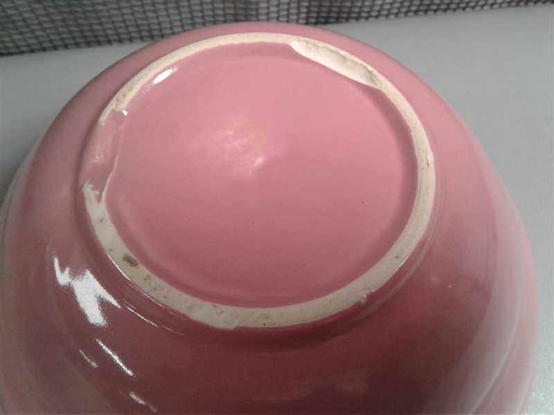 Vintage Montgomery Ward Pink and Blue Nesting Bowls