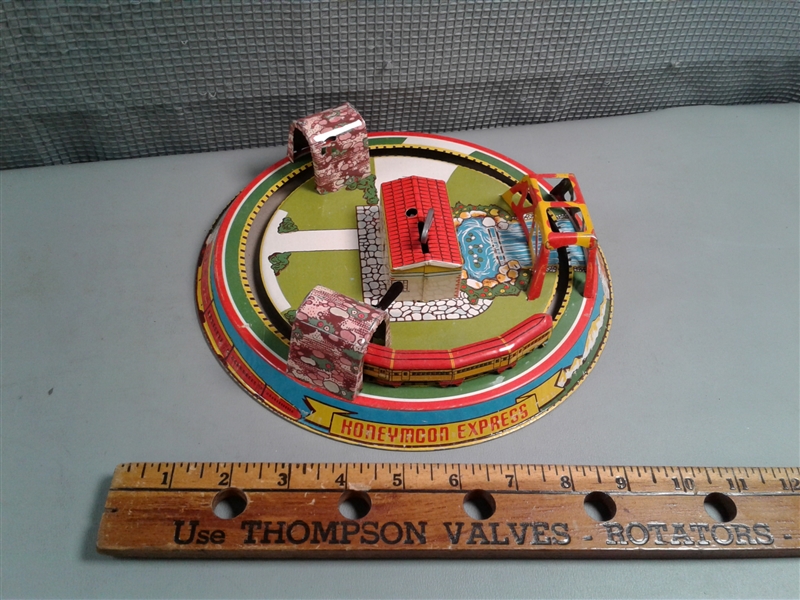 Antique Louis Marx & Co Honeymoon Express Tin Wind up Toy