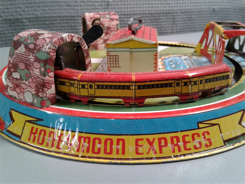 Antique Louis Marx & Co Honeymoon Express Tin Wind up Toy