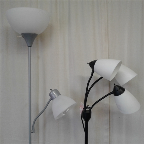 2 Floor lamps